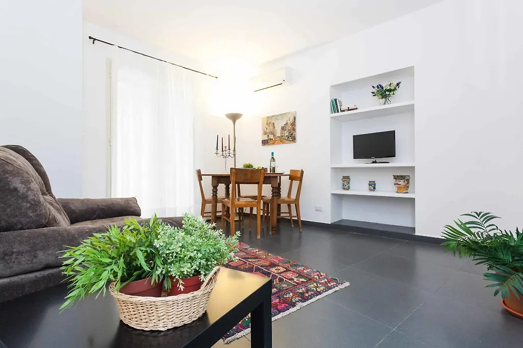 Guascone Apartments-1